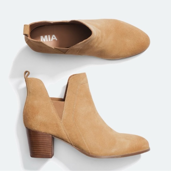 MIA Women's Tan Ankle Boots Sz 6 - Picture 1 of 16